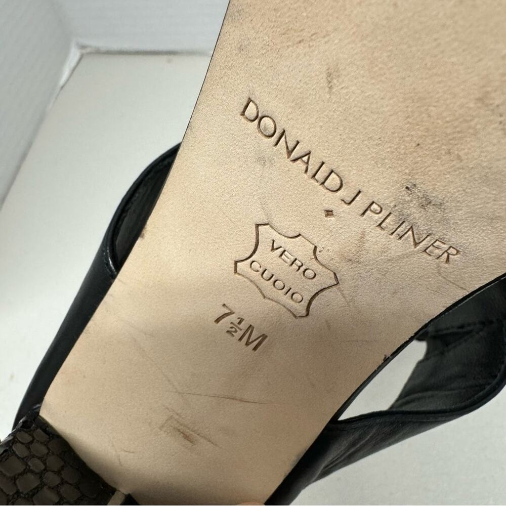 Donald J Pliner Black Leather Slip On Mule Heels Womens 7.5 Tesa Buckle Accent - Picture 8 of 11